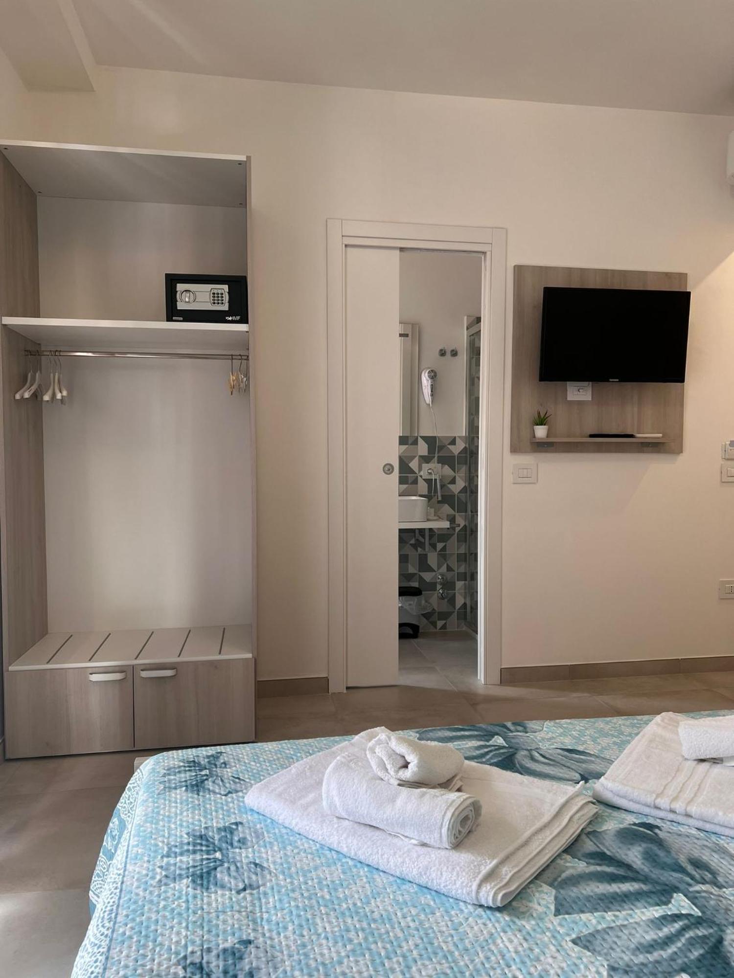 Готель Porta Sul Mare Тропеа Екстер'єр фото