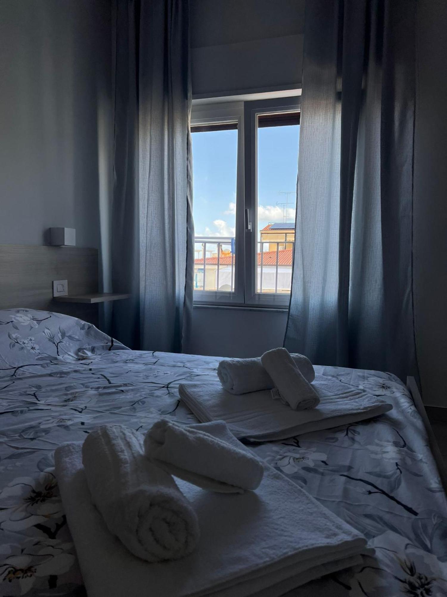 Готель Porta Sul Mare Тропеа Екстер'єр фото