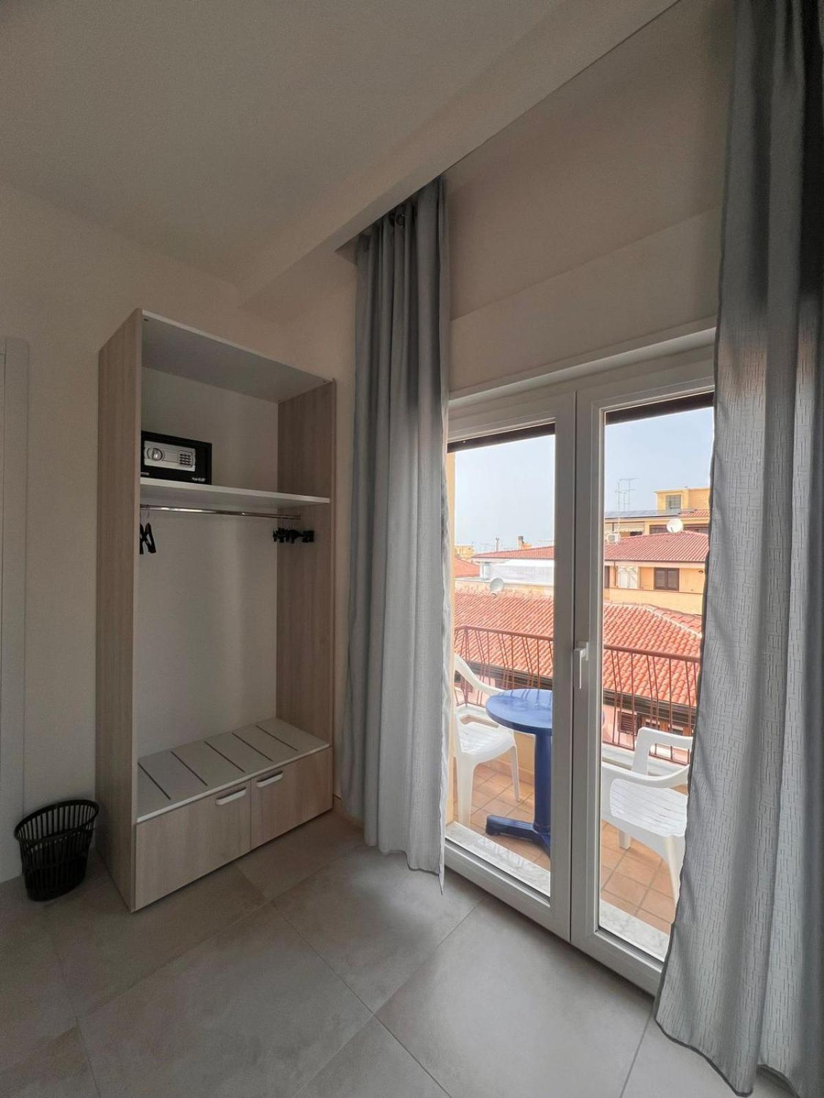 Готель Porta Sul Mare Тропеа Екстер'єр фото